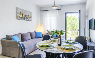 Green Yard Apartment